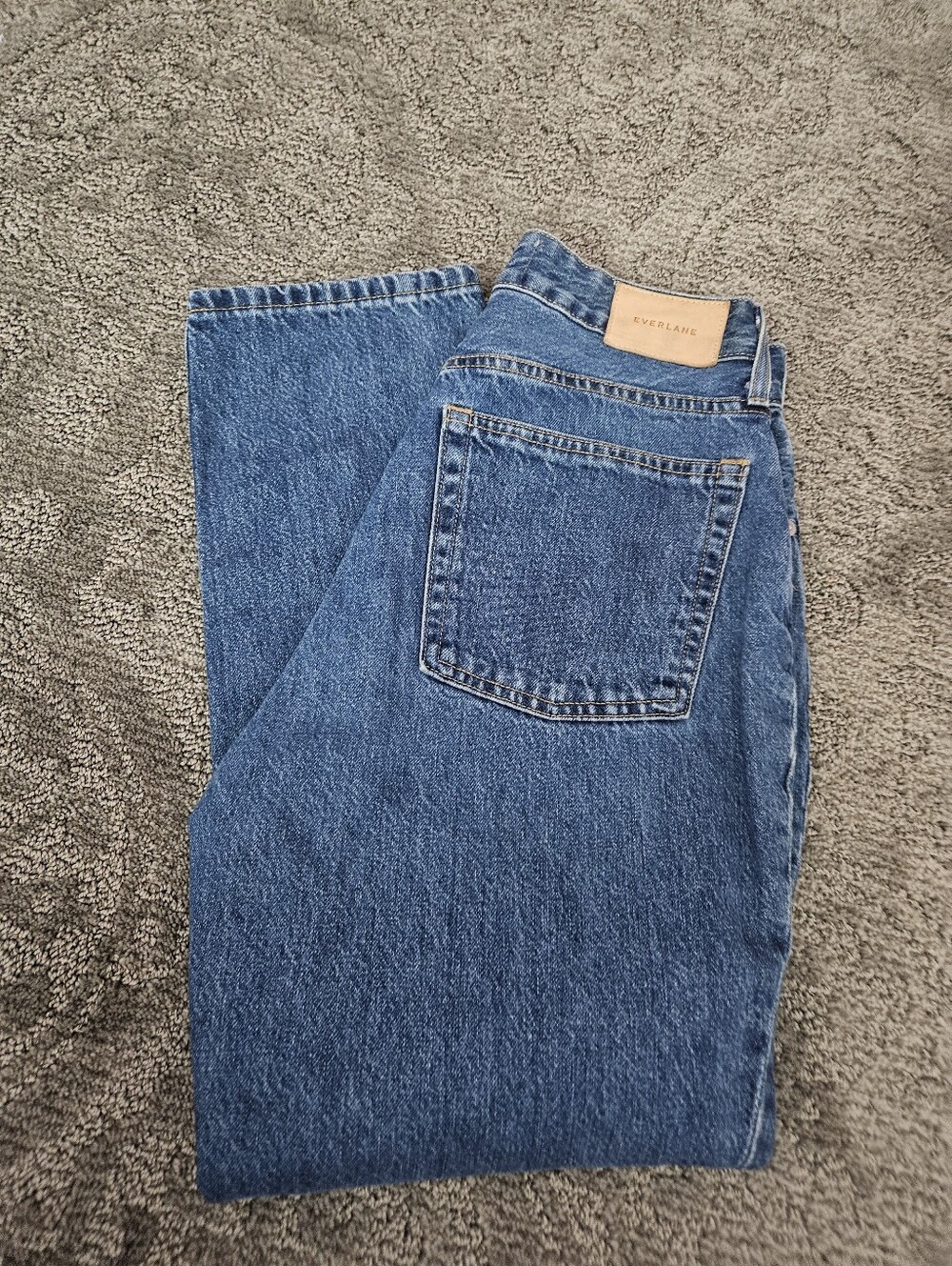 Everlane Straight Leg Jeans in Medium Blue - Picture 2 of 7